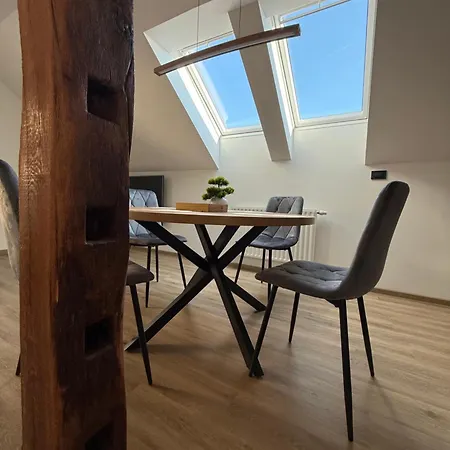 Apartma Luvita *