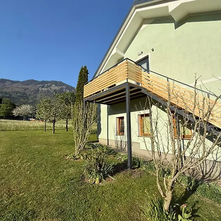 Apartma Luvita