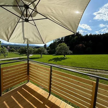 Apartma Luvita